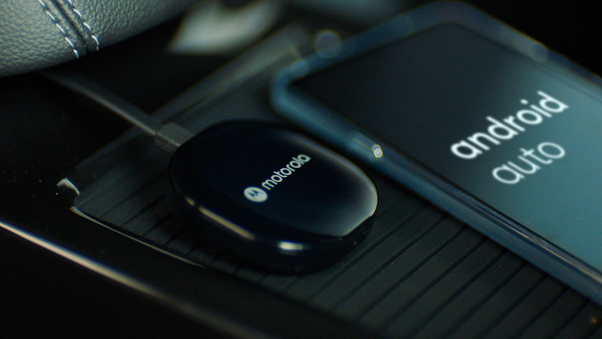 Motorola anunció un nuevo adaptador inalámbrico para el auto
