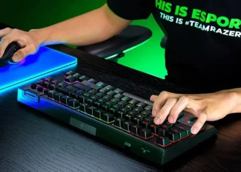 Razer lanza el teclado gamer BlackWidow V4 Tenkeyless HyperSpeed